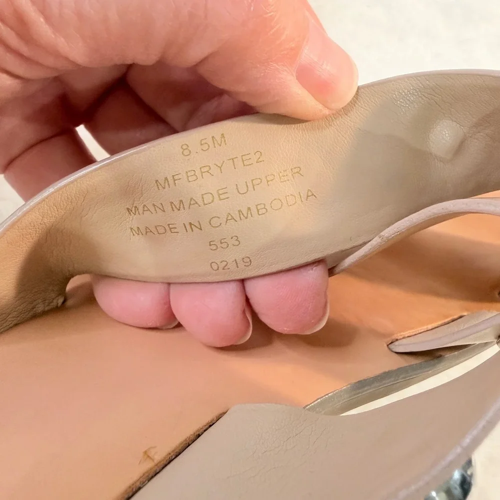 Marc Fisher Bryte2 Slide Sandals Womens 8.5 Nude Studded Flat Crisscross Straps